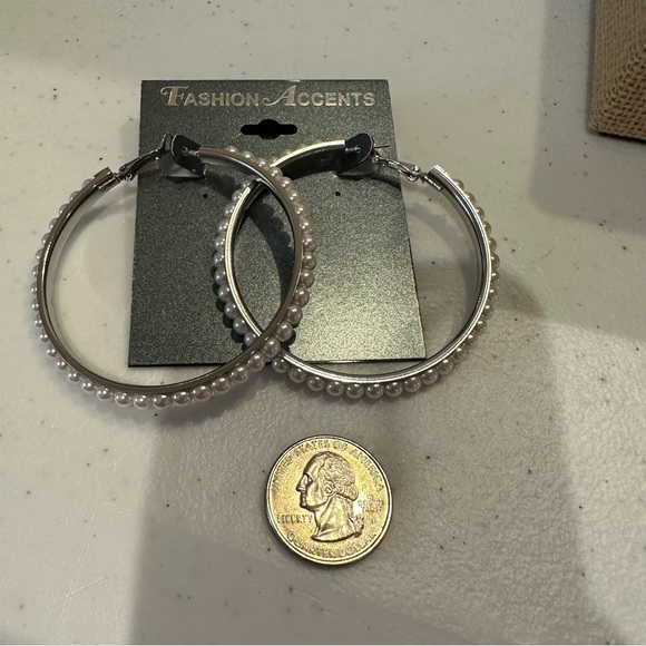 NWT Fashion Accents Earrings - Big Hoops silver tone covered in faux pearls - Picture 11 of 12